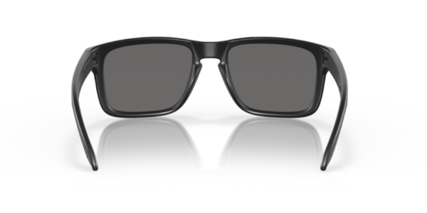 Oakley 9102 SUN — 910236 — Ottica Polaris
