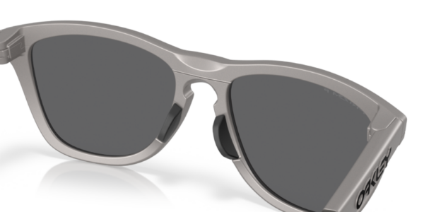 Oakley 9284 SOLE — 928423 — Ottica Polaris