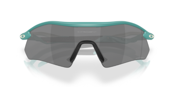 Oakley 9495D SOLE — 949504 — Ottica Polaris